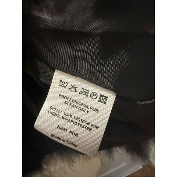 Next Chapter Real Ostrich Feather Fur Coat in Dark Grey Winter Travel size M NWT - Picture 6 of 6